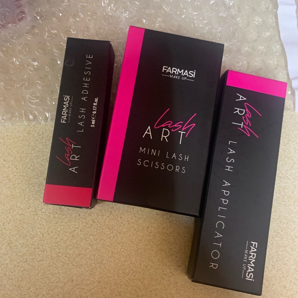 Lash supplies